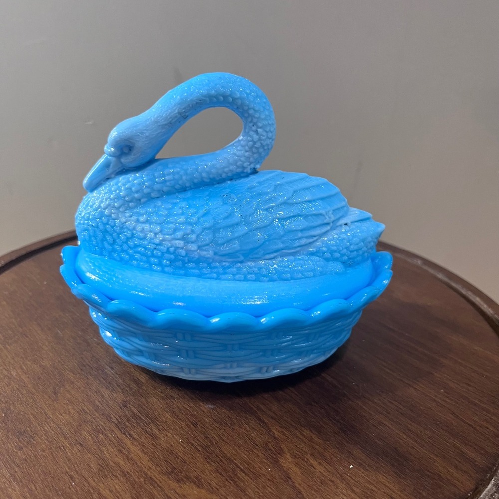 Vtg Westmoreland Blue Slag Glass Swan on Nest Covered Dish Candy Box MCM
